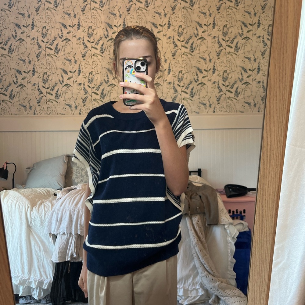 Andree by unit Knit blue top